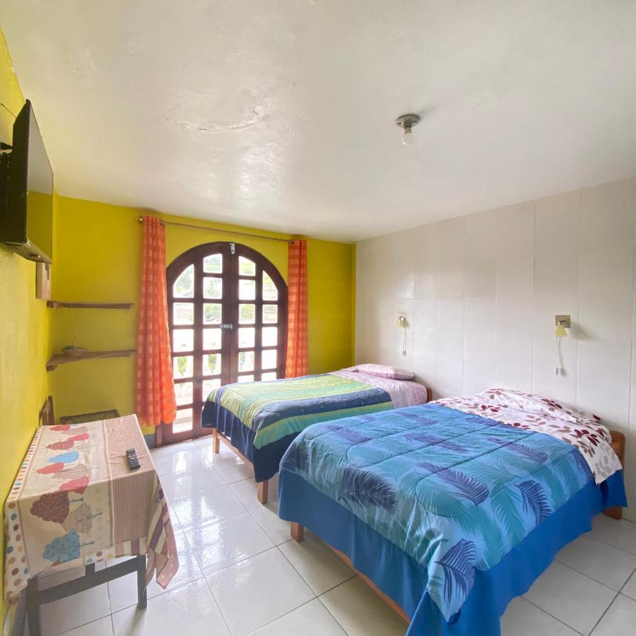 Hostal Chasqui Otavalo Exterior photo