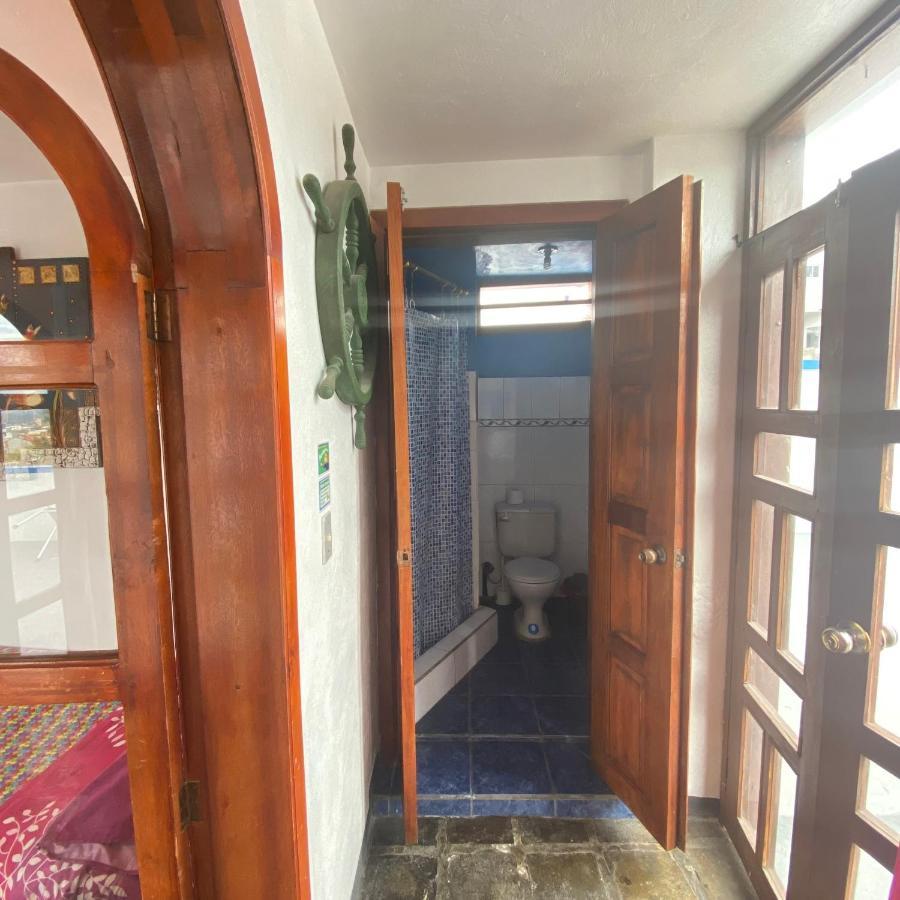Hostal Chasqui Otavalo Exterior photo